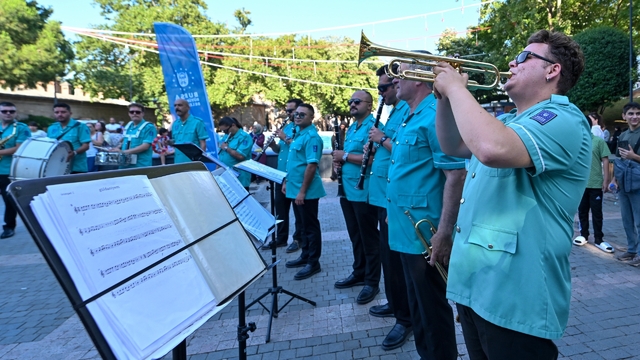 Fetih coşkusu, notolarla yankı buluyor