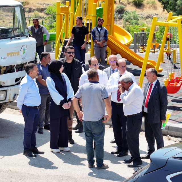 Yeşilyurt Belediyesi'nden Banazı'ya güneş enerjili çocuk parkı