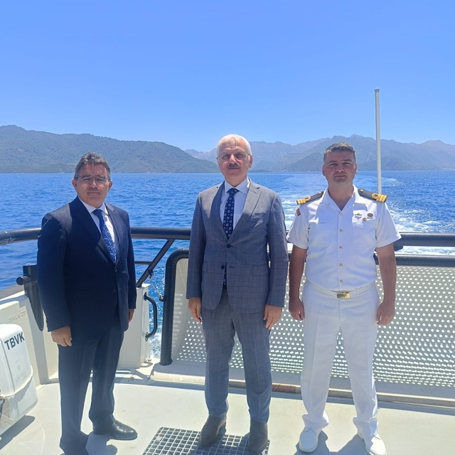 Marmaris'te İZDES kapsamında kamu hizmetleri ve uyuşturucuyla mücadele masa...