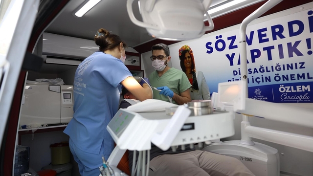 Mobil Ağız ve Diş Sağlığı Klinikleri Çine'de vatandaşlarla buluştu