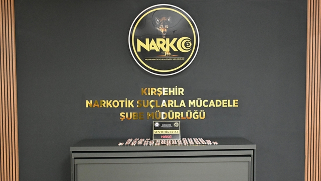 Kırşehir'de uyuşturucu ticaretinden 3 kişi tutuklandı