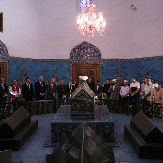 Sultan Çelebi Mehmed, vefatının 605. yılında Bursa'daki kabri başında anıld...