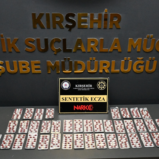 Kırşehir'de uyuşturucu operasyonunda 3 zanlı tutuklandı