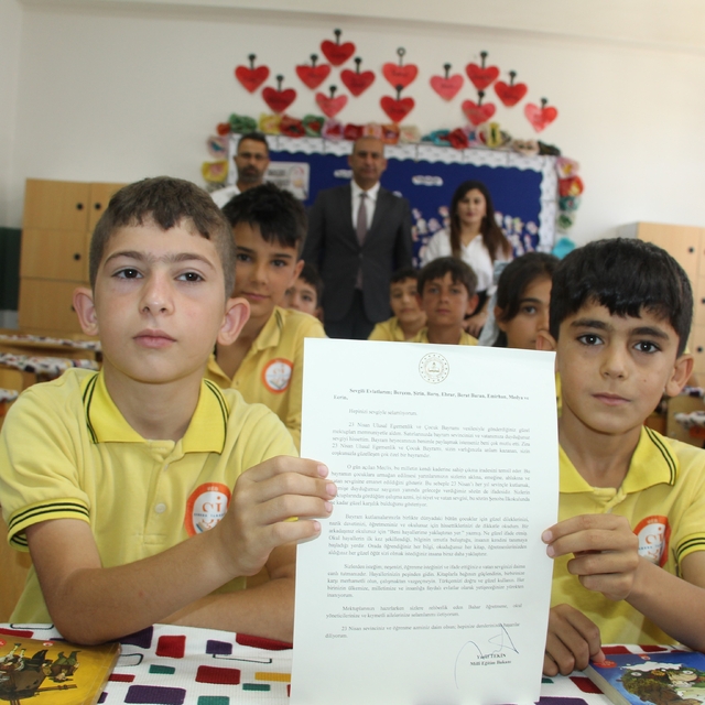 Bakan Tekin'den Şırnaklı öğrencilerin mektuplarına duygusal cevap