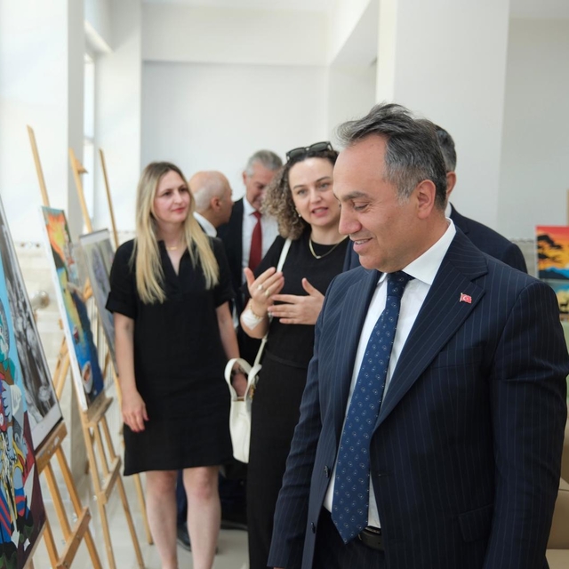 TOGÜ Rektörü Yılmaz, BİLSEM'de tamamlanan peyzaj çalışmalarını yerinde ince...
