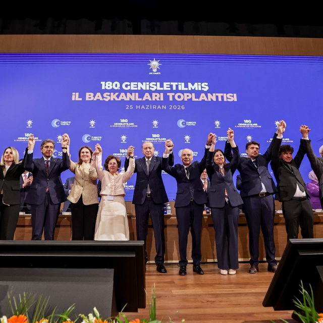 Keşan Belediye Başkanı Özcan, AK Parti'ye katıldı