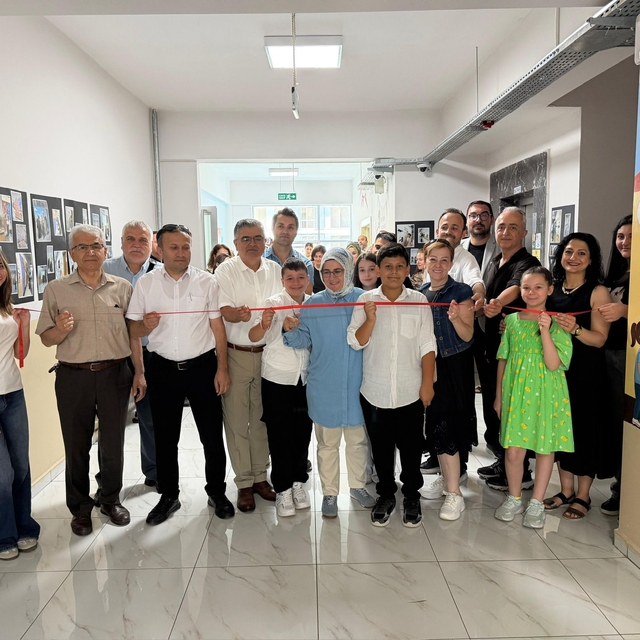 Samsun'da bir ortaokulda "Yabancı Dil Sokağı" açıldı