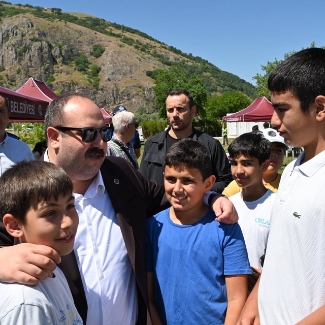 İnönü'de başkandan çocuklara tatil öncesi dev organizasyon