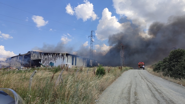 Edirne'de katı atık bertaraf tesisinde yangın