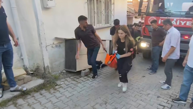 Samsun Vezirköprü'de ev yangını: 1 ağır yaralı