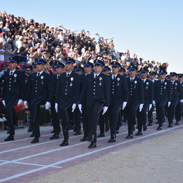 Karaman'da eğitimini tamamlayan 409 polis adayı mezun oldu