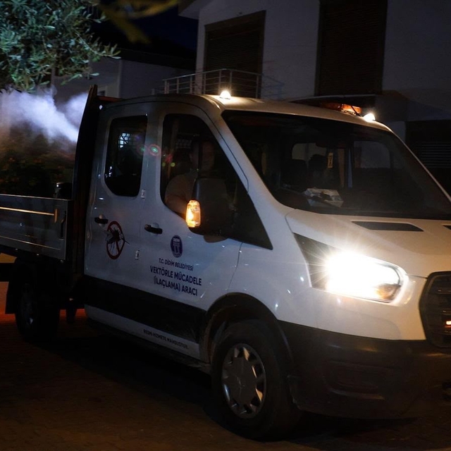 Didim Belediyesi ilaçlama çalışmaları sürüyor