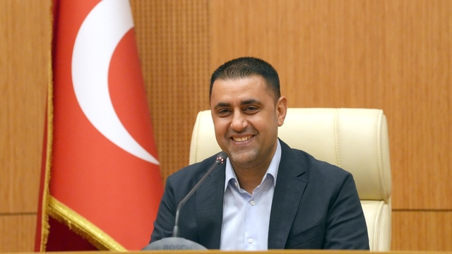 Çukurova Belediyesinden işçilerine 75 bin TL'lik ödeme