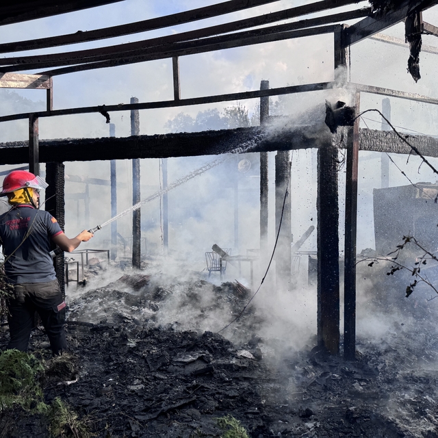 Siirt'te kafede çıkan yangın söndürüldü