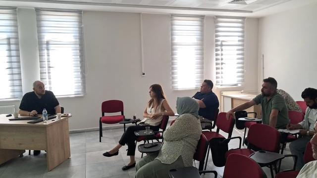 Acil servis personeline veri giriş eğitimi