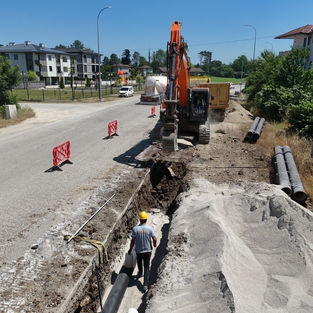 Düzce'de içme suyu şebekesi baştan sona yenileniyor
İçme suyu şebeke yenile...