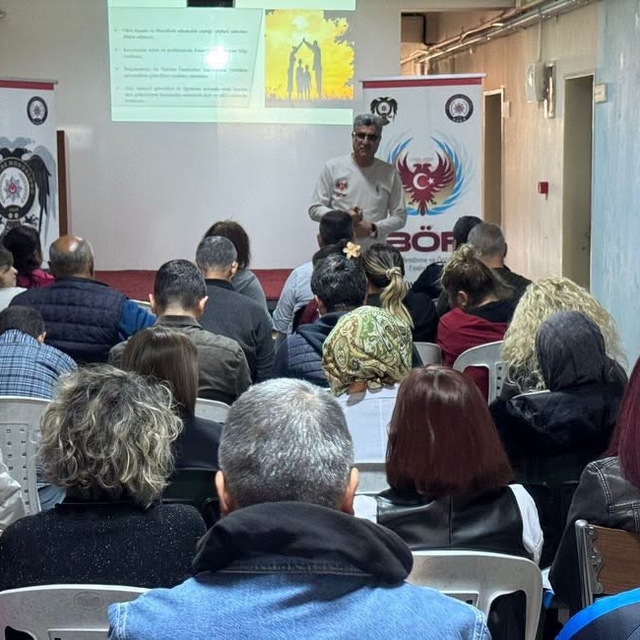 Uşak'ta okul çevrelerinde 20 bin 937 kişi sorgulandı