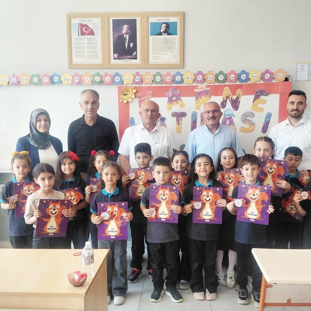 Sorgun'da öğrenciler karne sevinci yaşadı