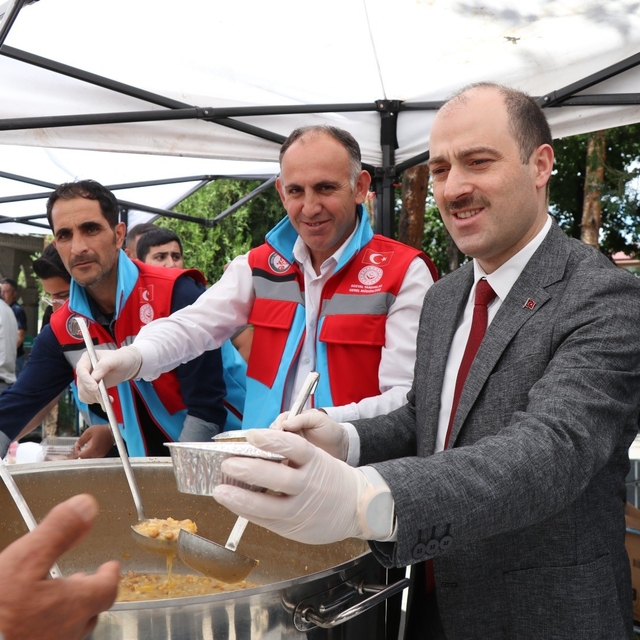 Oltu'da aşure coşkusu