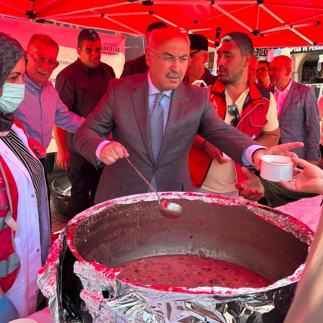 Denizli'de Muharrem ayının bereketi aşure ikramıyla paylaşıldı