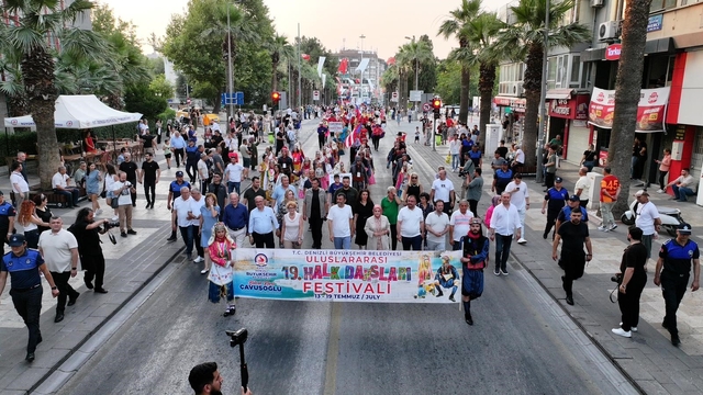 Denizli kültürlerin buluşmasına ev sahipliği yapacak
20. Uluslararası Halk Dansları Festivali başlıyor