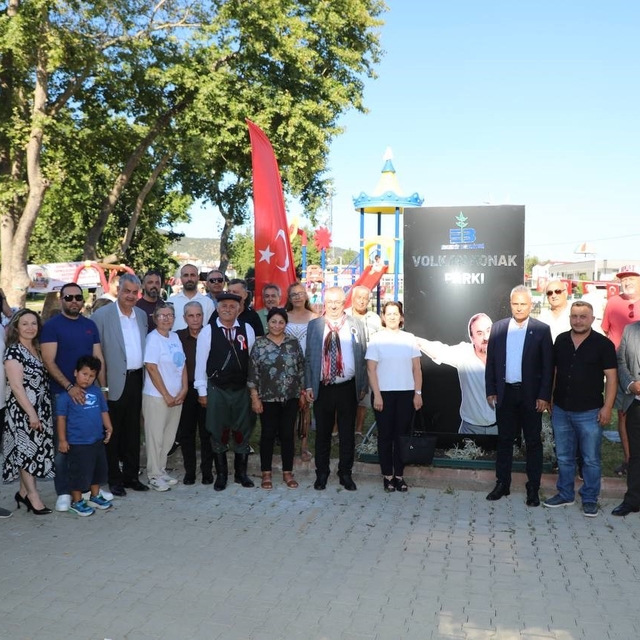 Volkan Konak'ın adı Edremit'te yaşatılıyor
Edremit Belediyesi'nden Volkan K...