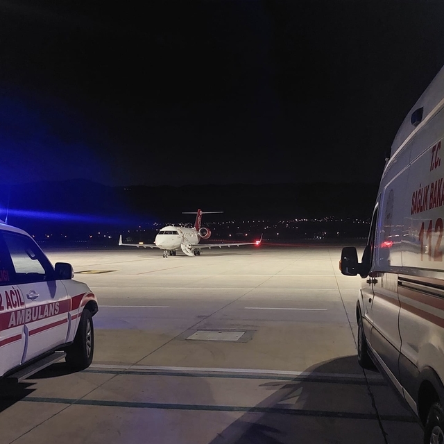 Tokat'ta ambulans uçak 11 yaşındaki hasta çocuk için havalandı