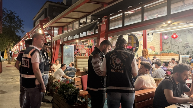 Edirne'de şok uygulamada 1964 kişi sorgulandı
