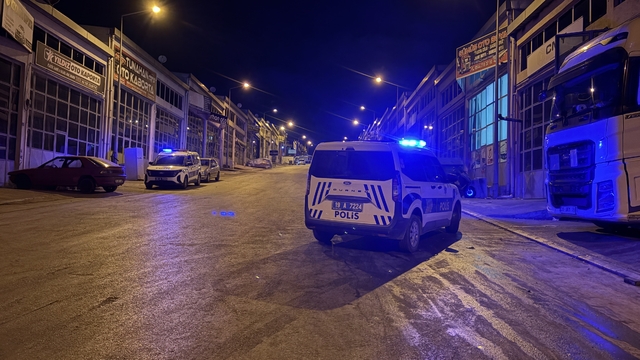 Çorum'da iş yerinde bıçaklı kavga: 2 yaralı
