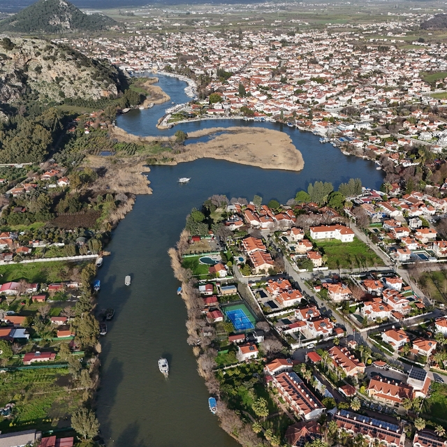 Dalyan Kanalı'nda 'Elektrikli Tekne Dönüşüm Projesi' değerlendirildi