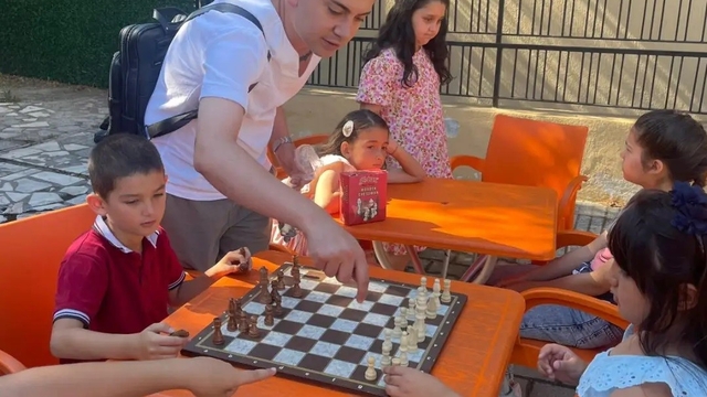 Muğla'da gönüllü gençlerden örnek farkındalık çalışması