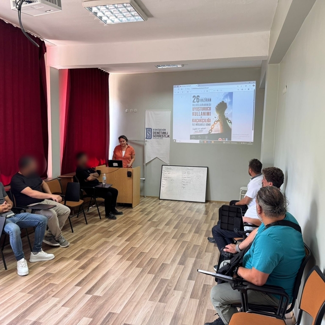 Eskişehir'de yükümlülere 'Uyuşturucuyla Mücadele' semineri verildi