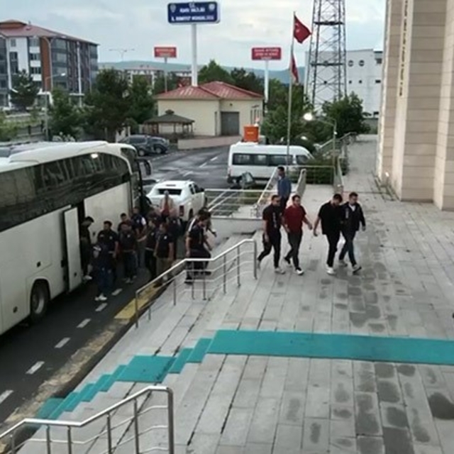 Kars'ta sahte iş tuzağına siber darbe: 21 tutuklama