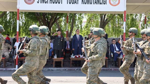 Iğdır'da Türk Kara Kuvvetlerinin 2235'inci kuruluş yıl dönümü törenle kutlandı