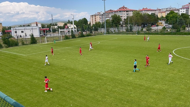UEFA Regions' Cup'ta final heyecanı