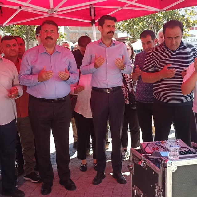 Devrek'te aşure programı büyük ilgi gördü