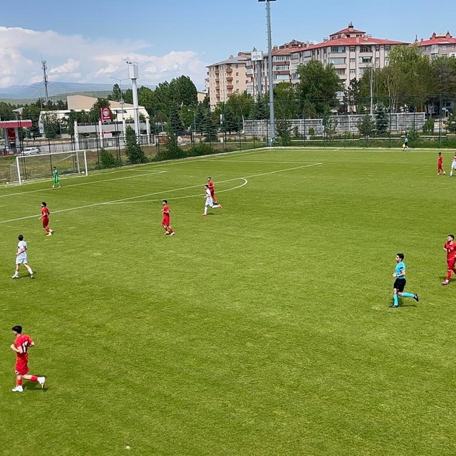UEFA Regions' Cup'ta final heyecanı