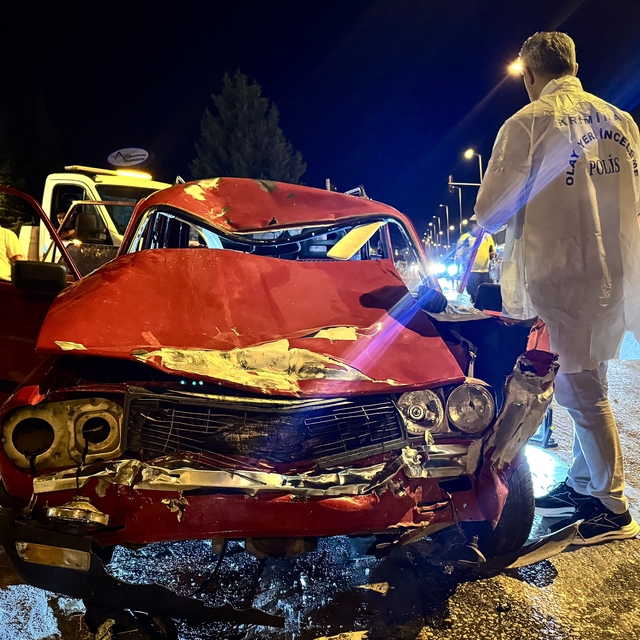 Kırmızı ışık ihlali yapıp motosiklete çarpan sürücüye 51 bin TL ceza kesild...