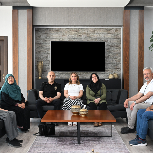 Kırşehir'de şehit aileleri ve emniyet personeline aşure ikram edildi