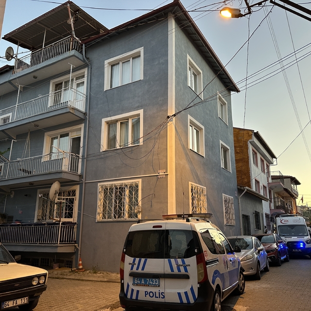 Uşak'ta balkondan düşen kadın hayatını kaybetti