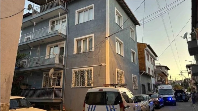Uşak'ta 3'üncü kattaki balkondan düşen kadın, hayatını kaybetti
