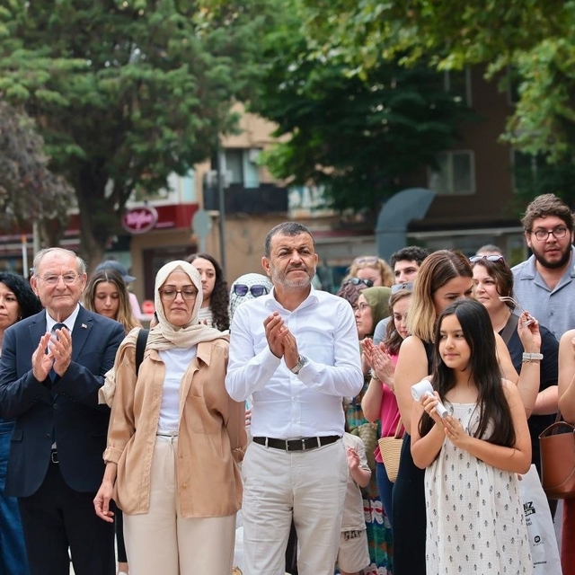 Dünya çizgileri sergisi 2 Temmuz'a kadar açık kalacak
6. Uluslararası Karik...