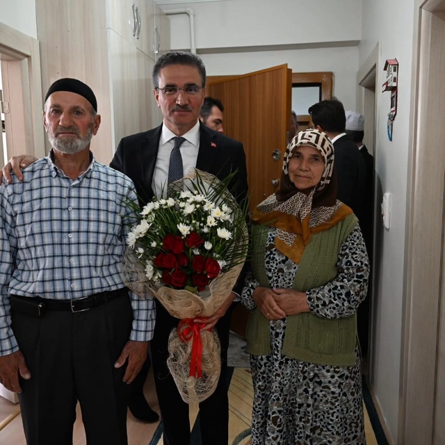 Vali Baruş'tan Narman'da şehit ailesi ve gaziye anlamlı ziyaret