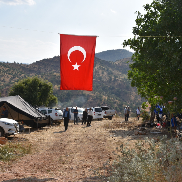Şırnak Kuşkonarlılar yıllar sonra köylerine dönmek istiyor