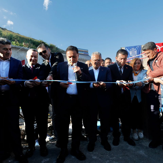 Vali Çiçek ve Başkan Büyükkılıç açılışa katıldı, incelemelerde bulundu