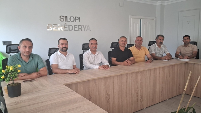 Sağlık-Sen'den Silopi'de sağlık zirvesi: "Sağlıkta istikrar ve yerel yönetim şart"