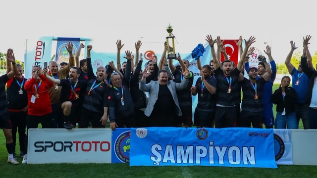 İstanbul Sessizler Spor Kulübü şampiyon oldu