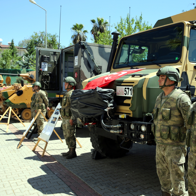 Gaziantep ve Şanlıurfa'da Türk Kara Kuvvetlerinin kuruluş yıl dönümü kutlan...