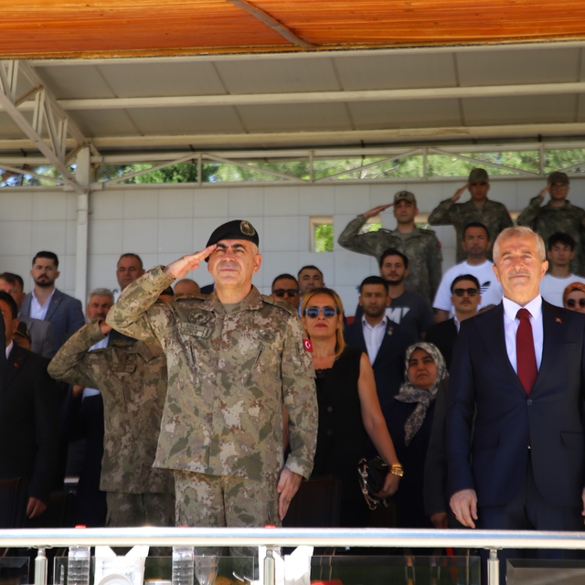 Gaziantep'te Türk Kara Kuvvetlerinin 2235'inci kuruluş yıl dönümü törenle k...