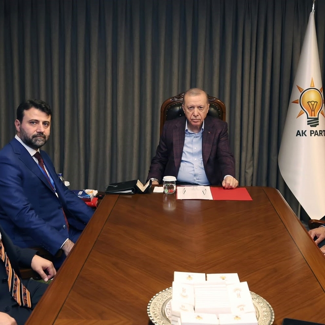 Milletvekilleri Şahin ve Keskinkılıç, Cumhurbaşkanı Erdoğan ile Karabük'ü g...